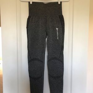 JED NORTH LEGGINGS. NEVER WORN!!